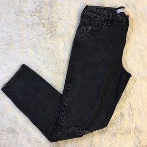 🍃Abercrombie & Fitch black girlfriend jeans🍃